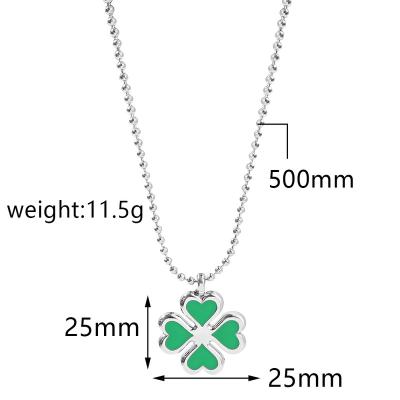 China Vintage Anime Tokyo Avengers Hinata Tachibana Necklace Four Leaf Clover Pendant Necklace For Women Girls Props Bead Chain Jewelry for sale