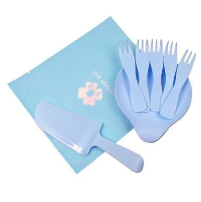 China Disposable Cutlery Set for Birthday Cake Varous Color Food Grade Drip Tray Paper Plate for sale