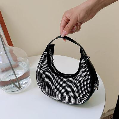 China Newest Fashinable Diamond Small Messenger Bag Ladies Fashion Bright Shoulder Luxury Chain One Armpit Handbag for sale