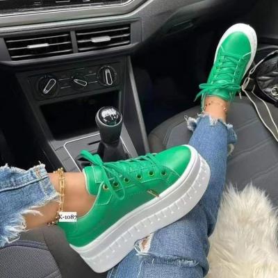 China Newest Newest Factory Women Casual Shoes Latest Leather Direct Breathable Fashionable White Sneakers Durable For Women for sale