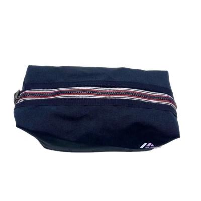 China Huichuang Daily Instant Sale Men Use Snow Cloth Travel Toiletry Waterproof Bag for sale