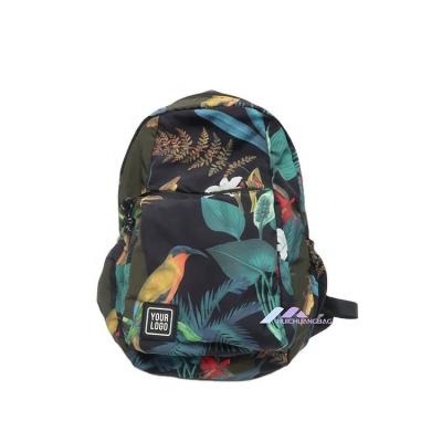 China New Fashionable Waterproof Women Vintage Printing Lightweight Foldable Storage Duffle Backpack for sale