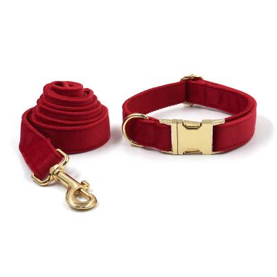 China Luxury DETACHED Christmas Pet Gift Red Velvet Dog Collar Leash With Gold Metal Hardware for sale