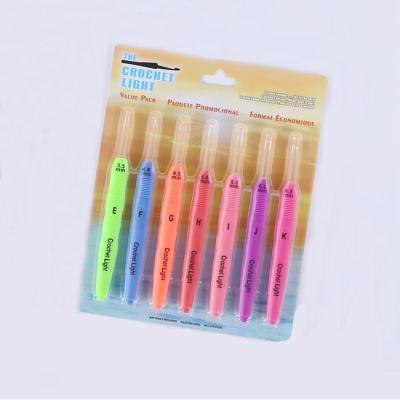 China 7 Pcs LED Rechargeable Crochet Hook Knitting Needles With Light for sale