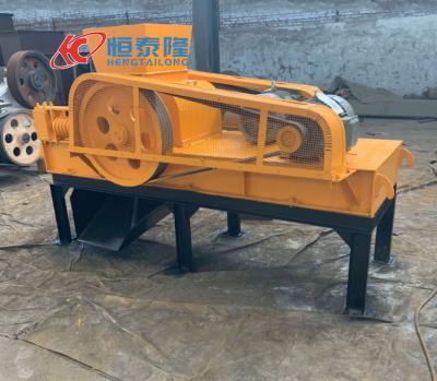 China 2pg Rock Mining Stone Crushing Machine Double Toothed Roller Roll Crusher For Sale for sale