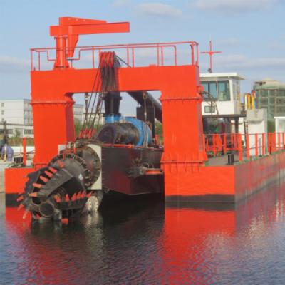 China 4000m3 Máquina popular de dragagem de areia fluvial com barco de dragagem de areia submersível à venda