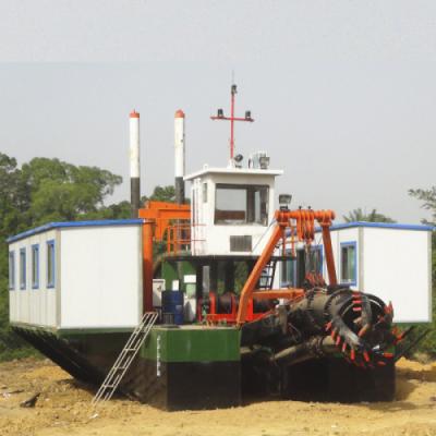 China Trägliche Sandsaug-Dredger-Schiff zur Reinigung von Flachflüssen zu verkaufen