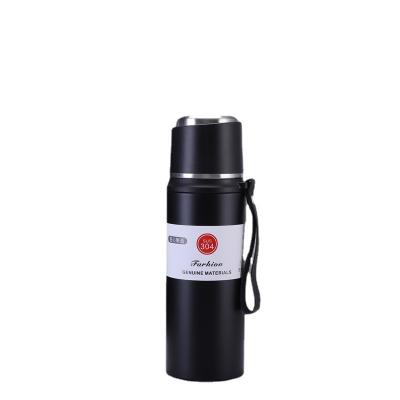 China New High Quality PORTABLE 800ml One-Click Lock Stainless Steel Thermos Mug For Drink for sale