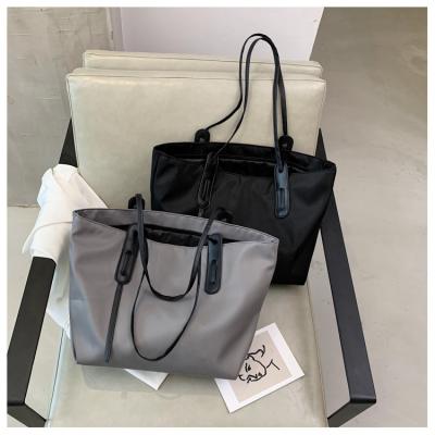 China Fashion Hot Selling High Quality Nylon Bags Travel Handbag For Women Large Capacity Tote Shoulder Bags for sale