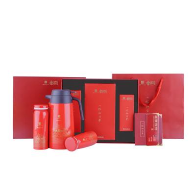 China Good quality PORTABLE insulated water bottle fesitaval display box with 2 bottles and a flask for sale