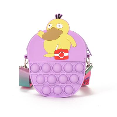 China Yellow Ducklings PORTABLE Bag Children's Toy Silicone Shoulder Bag Children's Popular Wallet for sale