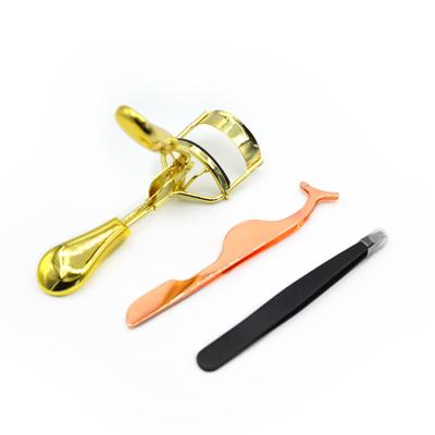 China Comfortable Handle Onlycanas Private Label Eyelash Accessories Golden Tweezers Lash Curler Tools for sale