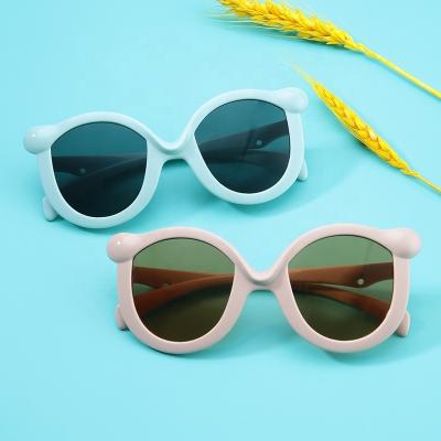 China Fashion Sunglasses Wholesale Kids Fashionable Oval Anti-UV Sunglasses Shape Custom Logo for sale