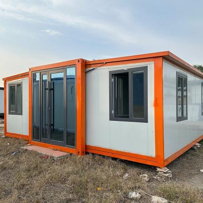 China Customizable Office Building Mobile Living Container House 20 Ft 40ft Prefab Modern Movable Expandable Container Home for sale