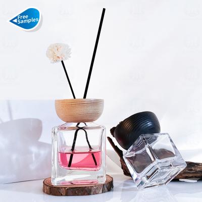 China 50ml 100ml 150ml 200ml New Design Cosmetic Luxury Air Freshener Scented Fiber Reed Diffuser Glass Bottle With Package Box for sale