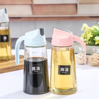 China Household Products Free Sample 630ml Cooking Oil Vinegar Measuring Condiment Set Olive Oil Glass Dispenser Bottle With Handle for sale