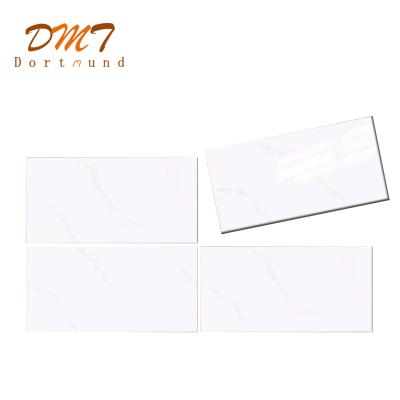 China Rustic White Super Anti Slip Stain Resistant Polished Glazed Bathroom Tiles Popular 400x800 Ceramic Tiles for sale