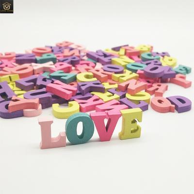 China Chips Color Mixed Letters Environmentally Friendly DIY Handmade Decorative Wooden Jewelry Wood Blocks Kids Study Materials for sale