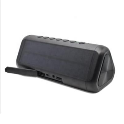 China Wireless blutooth 1.5W 12W speaker 5000mah outdoor solar powered wireless power bank for sale