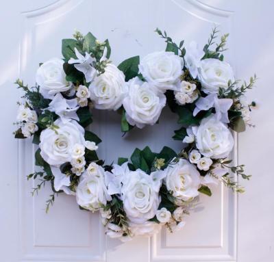 China Artificial Wreath For Wall Shape Wholesale Hot Selling 50cm Wide Heart Flower Garland Artificial Rose Wreath For Door Knock Decoration for sale