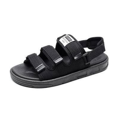 China FashioNew Waterproof Summer Wholesale Outdoor Beach Shoes Korean Soft Unique Dual-Use Men's External Sandals Wear n for sale