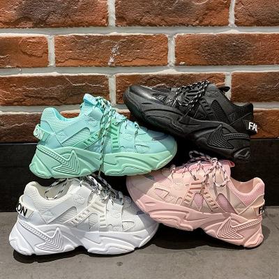 China Fashion sports woman breathable shoes/new design factory fashion comfortable/durable wholesale leisure and girl sneaker shoes for sale