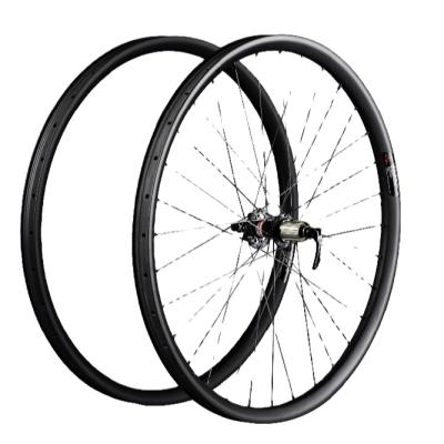 China Durable super light weight carbon bicycle 300g rim asymmetric mtb wheels 29er with white hub for sale