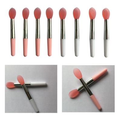 China Protect Lips Care Lip Scrubber Brush Silicone Eyeshadow Sweeps Applicators Professional For Glitter Shimmer Eyeshadow Lip Colors for sale