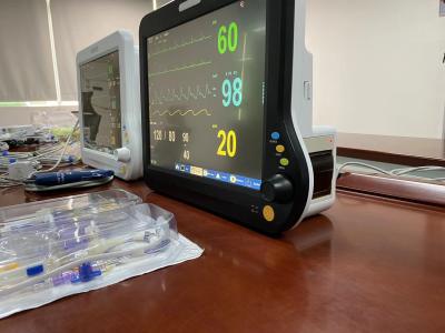 China Medizinischer Mehrfach-ICU-Kern-Monitor Mehrsprachig mit Touchscreen zu verkaufen