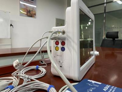 China UCI médica de múltiples parámetros de monitor de pacientes 15 pulgadas con pantalla táctil en venta