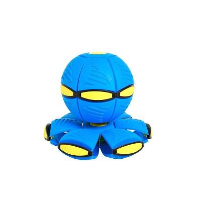 China Toy New Arrival Decompression Flying Magic Ball Sports LED Flying Saucer UFO Transformable Ball for sale