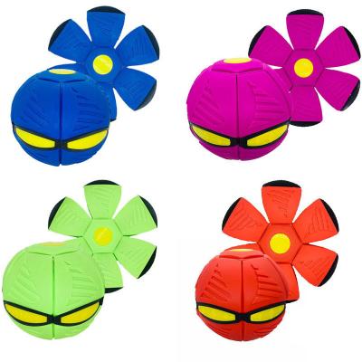 China Toy Wholesale Plastic Deformable Sports Toy Wholesale Plastic Deformable UFO Ball Decompression Moving Person Magic Flying Saucer for sale