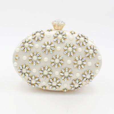 China Portable Luxury Handmade Beaded Evening Clutch Bag Metal Frame Clutch Box Handbag for sale