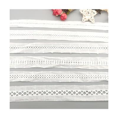 China Viable Guipure Lace Fabric1.4 cm Narrow Tie Elastic Lace Trim Lace Fabric Embroidery for sale