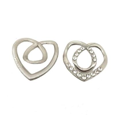 China Customize Design Fashion Custom Metal Shoes Buckle Heart Shape With Pearl And Rhinestone for sale