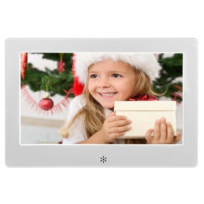 China Synchronize 7 Inch Metal Case Wall Mount Digital Photo Frame Loop mp3 mp4 Video Media Player for sale