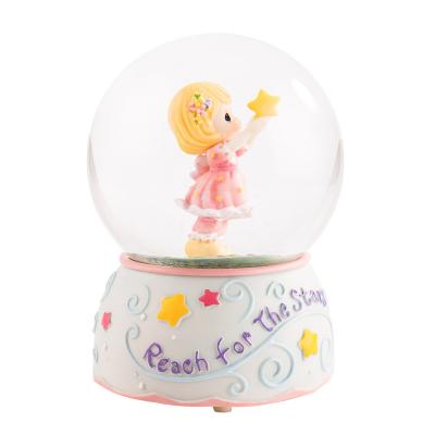 China Custom Artificial Promotion Valentine's Day Gifts Resin Snow Globe Craft With Music Decoration Lover Souvenir for sale