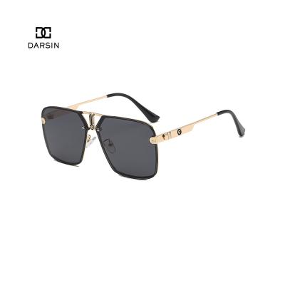 China Oversized Square Sunglasses 2021 Fashion DARSIN Sunglasses Metal Frame Men Women for sale