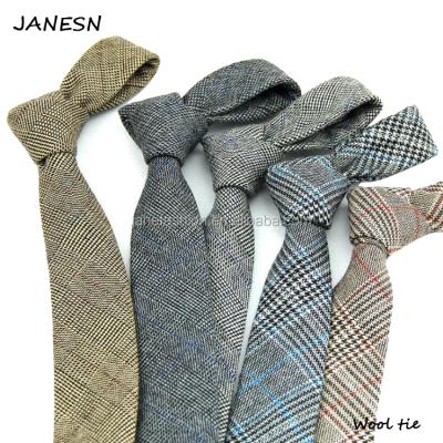 China New Fashion Men's Handmade Plaid Wool Thin Tie for sale