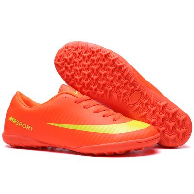 China Factory FLYJA School Futsal Boy Soccer Low Cut Indoor Soccer Shoes OEM Sports Sneakers Turf Shoe PVC Active Top Trainers Outsole For Men for sale