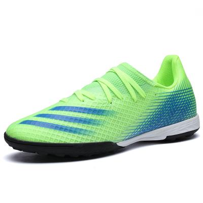 China New Style Sports Sneaker Active Hot Sales Rb Soccer Boots Indoor Non-slip Outsole FLYJA Turf Futsal Soccer Indoor Outdoor Shoes For Men for sale