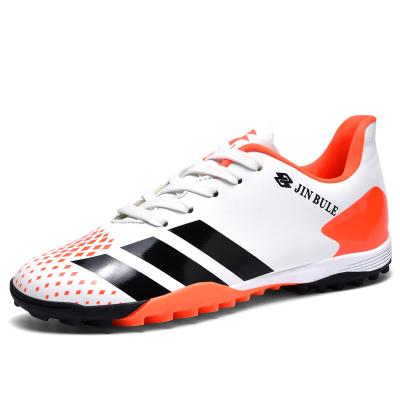 China 2021 High Quality Rubber Fashion Men's Comfortable Indoor Soccer Football Boots Soccer Shoes for sale