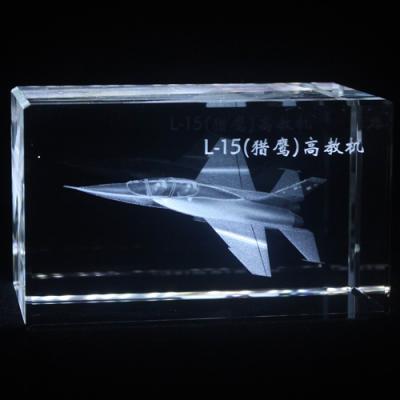 China Europe Cube Crystal Laser Engraved Helicopter Souvenir Engraved Crystal Helicopter On Sale for sale