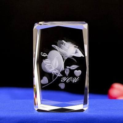 China Customized India 2021 Crystal Rose 3d Laser Engraving Crystal Valentine Day Gifts for sale