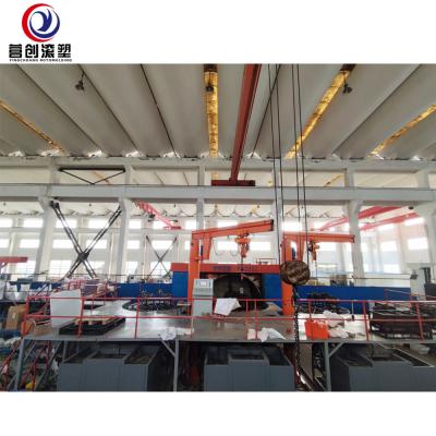 Cina Multi-arm rotational molding machine for water tank container manufacturing in china in vendita