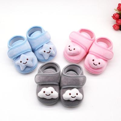 China Best Selling Flat Solid Color Unisex Love Sweat-absorbent And Moisture-proof Baby Shoes for sale