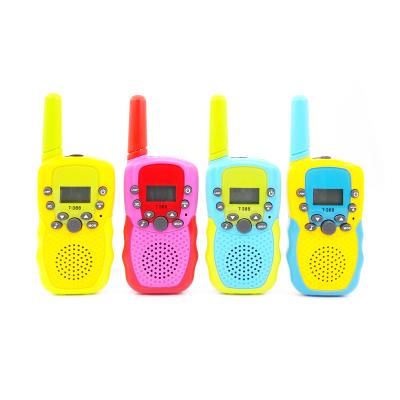 China Hot Selling T388 0.5W 22 Channels Rechargeable 400-470MHz Walkie Talkies For Kids 3 Pack 240*170*50mm for sale