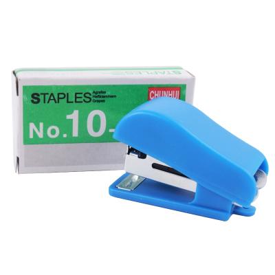 China Hot Selling Plastic Binding Mini Stapler Labor Saving Stapler Office And School Office Supplies Stapler With Staples for sale