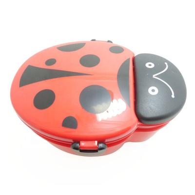 China UJ-CL015 Beetle Sustainable Design Plastic Lunch Box With Spoon Food Container for sale