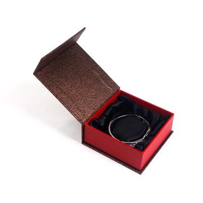 China Custom Creative Red Brown Magnetic Satin Cardboard Special Jewelry Bracelet Packaging Magnetic Paper Box for sale